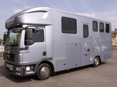 horseboxesimage